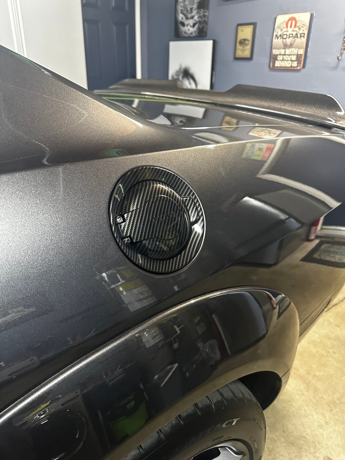 Speedlogix Fuel Door Cover (Carbon) 2008-2023 Challenger