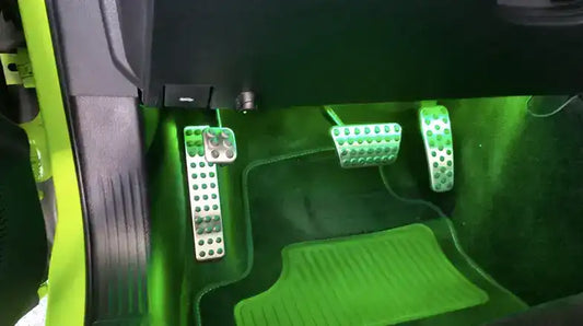 Speedlogix Footrest / Dead Pedal 2008-2023 Challenger
