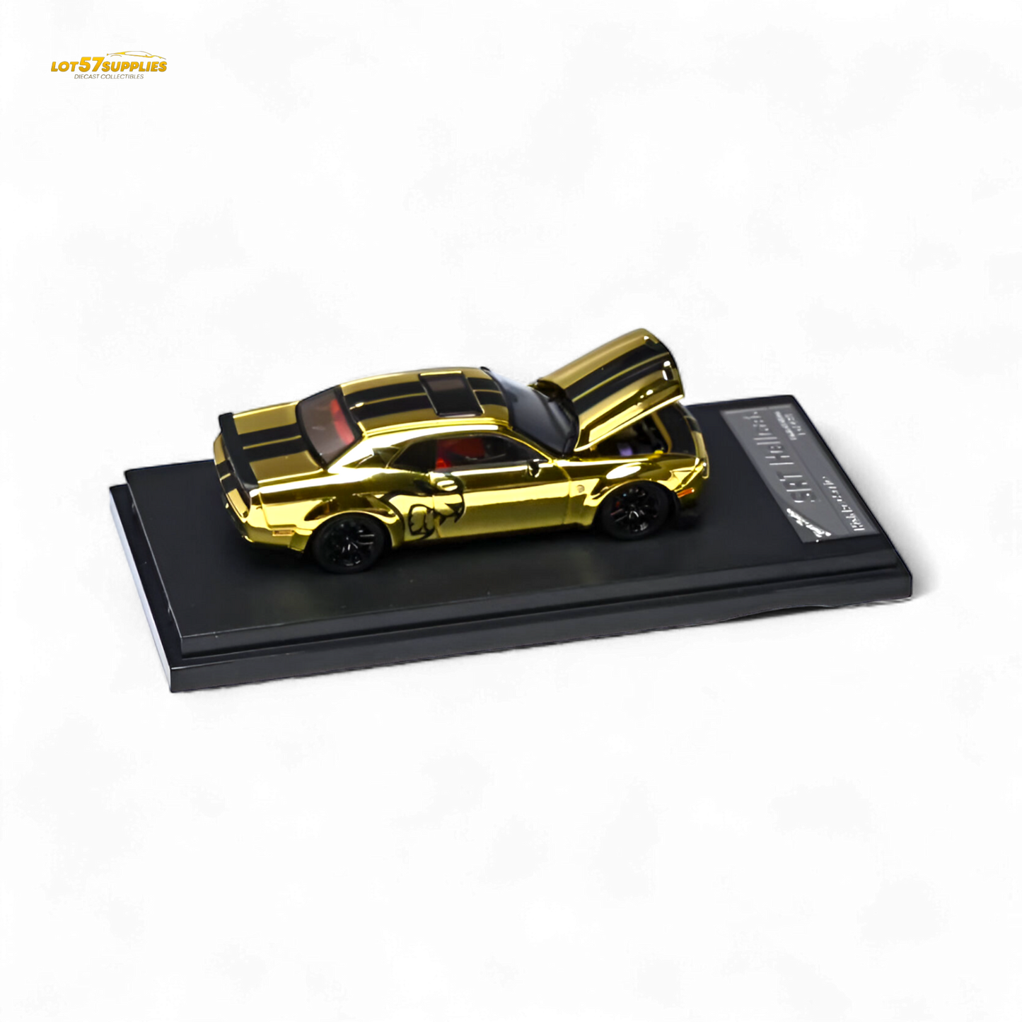 (Pre-Order) Stance Hunters Dodge Challenger SRT Hellcat Gold 1:64