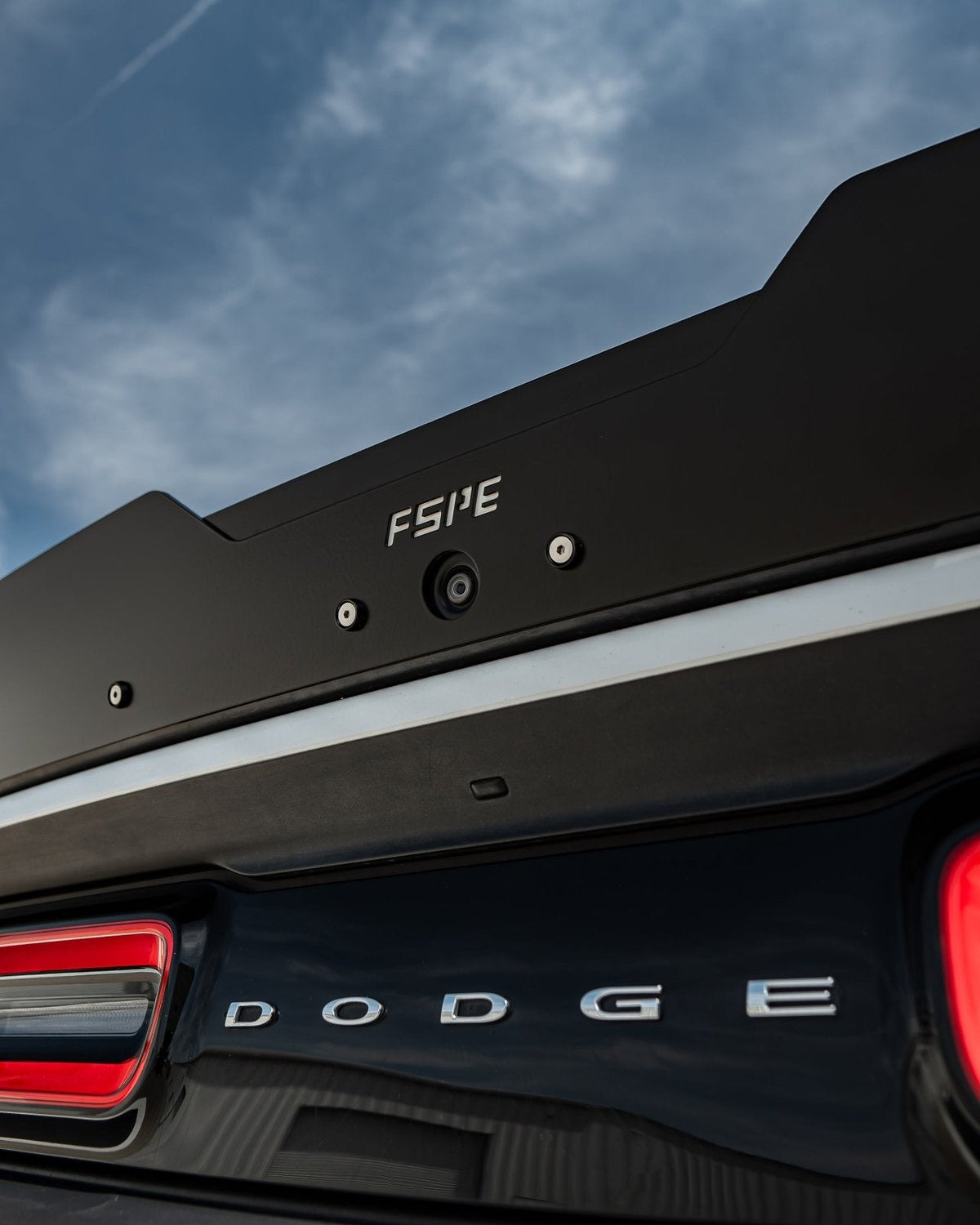 Dodge Challenger (2015-2024) 2-Layer Wicker Bill V1
