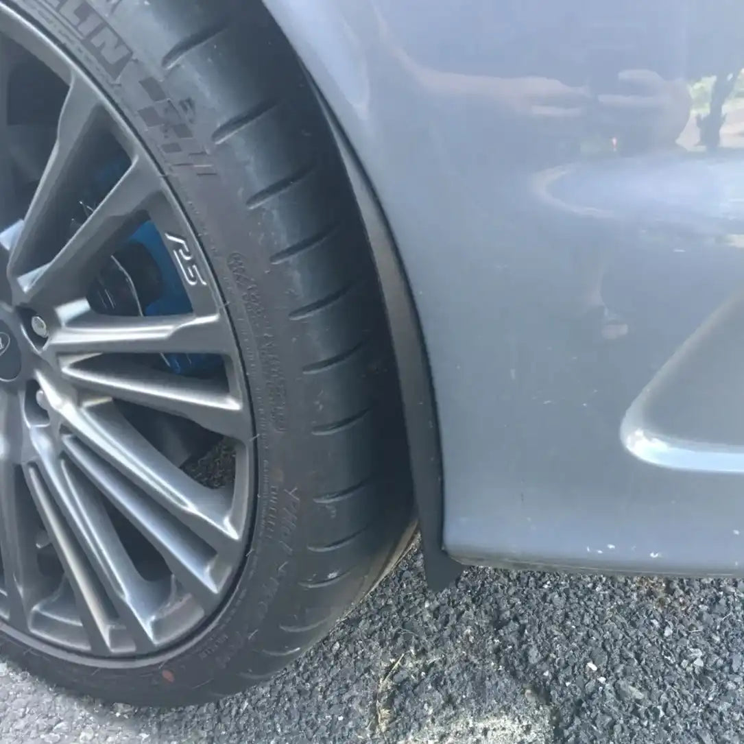 FOCUS 11-18 RS/ST Deluxe Rock Guards