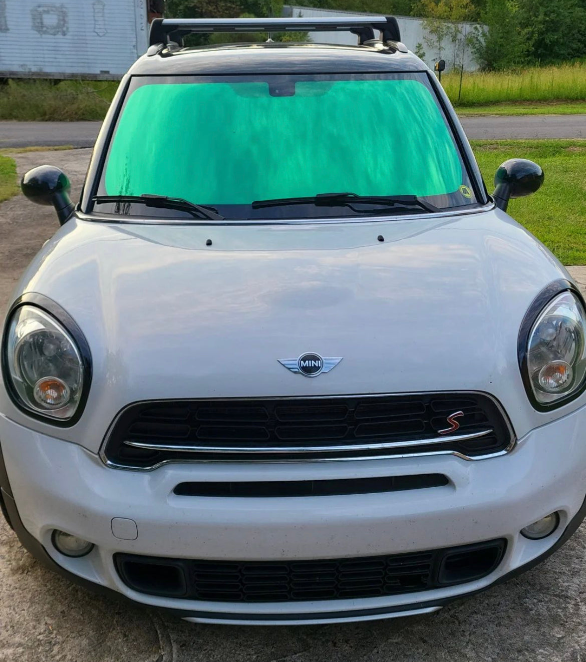 PERIDOT GREEN