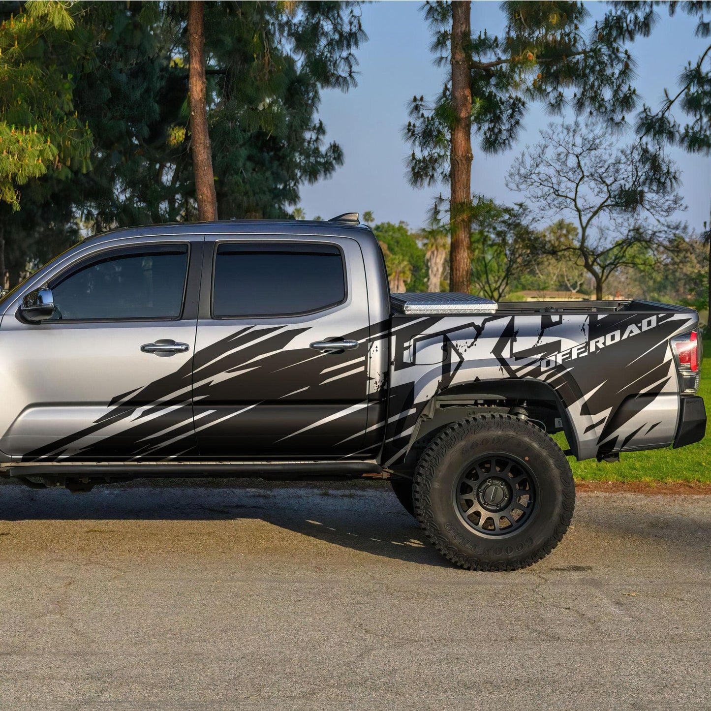 4x4 Off Road Truck Graphic Decal. Mud Splash Sticker. #6972