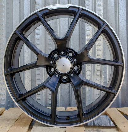 MB1 18x8.5 5x112 +35 66.6 Gloss Black Machined Tip