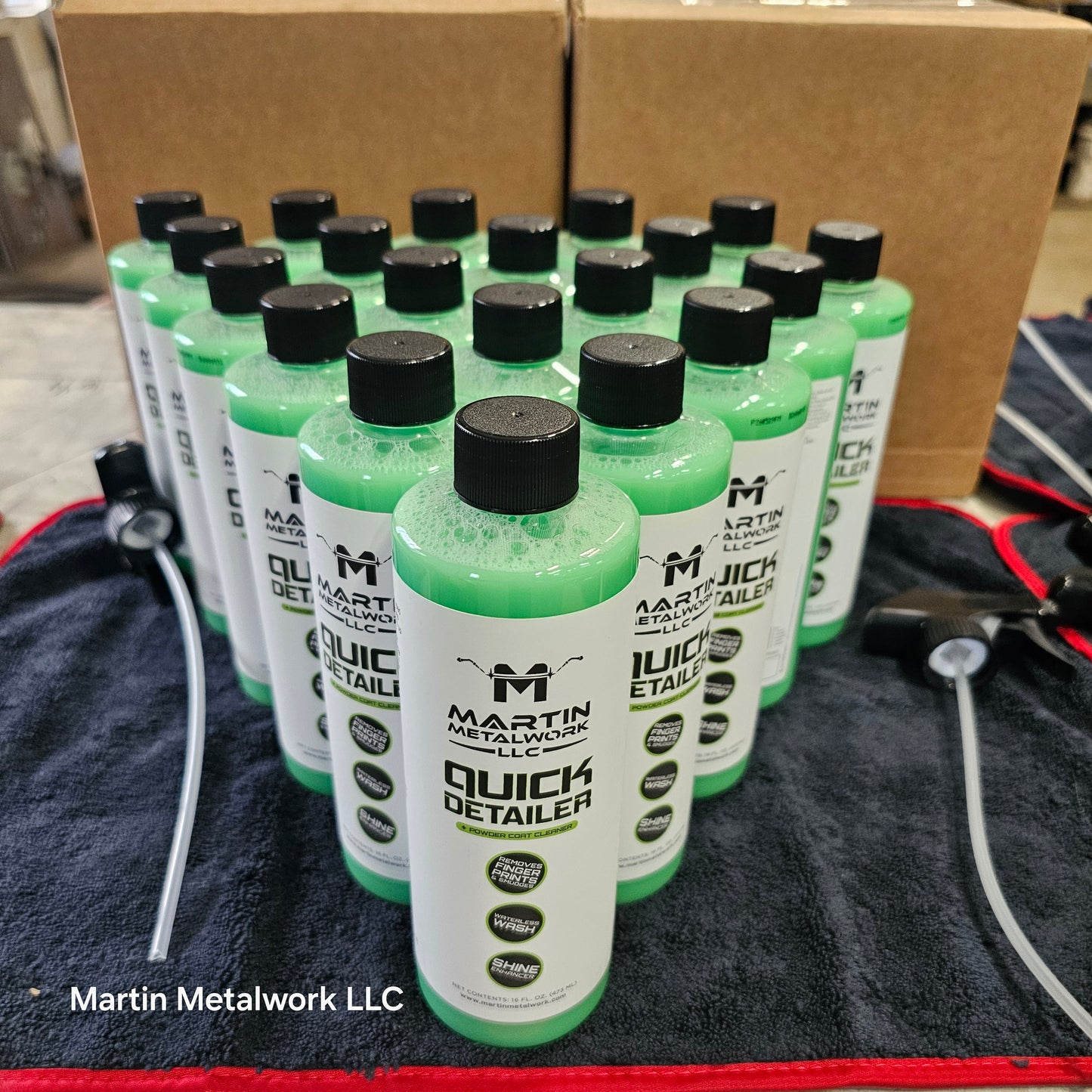 Waterless Quick detailer and powder coat cleaner