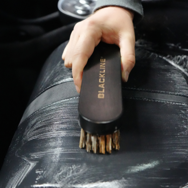 BLACKLINE® LEATHER BRUSH