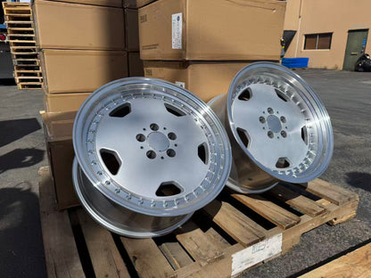 MB24 18x9.5 5x112 +20 66.6 Silver Machined Lip + Chrome Rivets