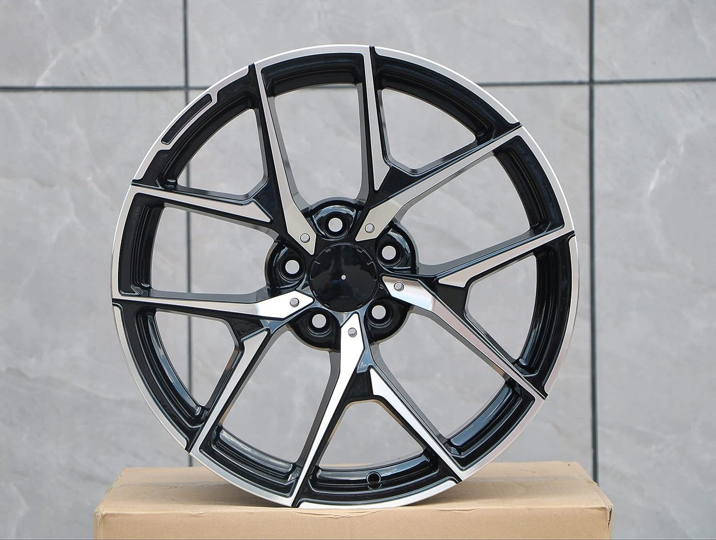 MB19 18x9.5 5x112 +35 66.6 Black Machined Face