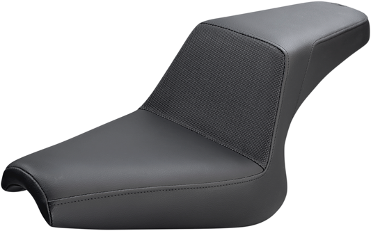 SADDLEMEN Step Up Seat - Gripper - Black Y13-16-174