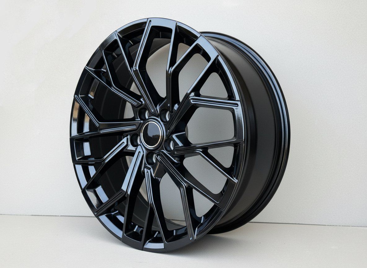 AU18 22x10 5x112 +26 66.6 Gloss Black