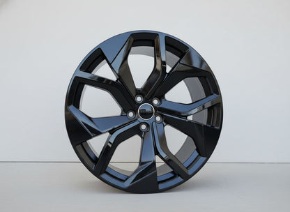 AU13 22x10 5x112 +26 66.6 Gloss Black