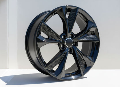 AU14 18x8 5x112 +35 66.6 Gloss Black