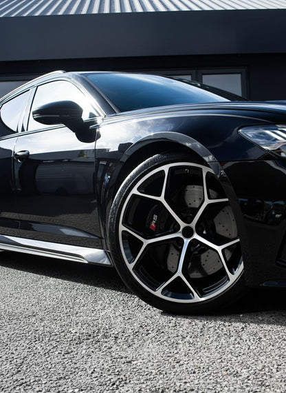 AU16 20x9 5x112 +30 66.6 Black Machined Face