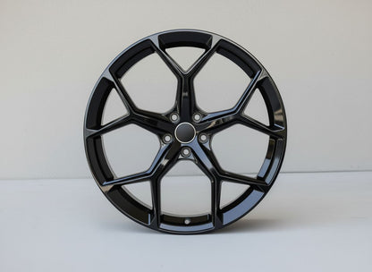 AU16 18x8 5x112 +35 66.6 Gloss Black