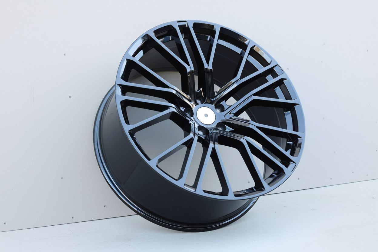 AU17 20x9 5x112 +32 66.6 Gloss Black