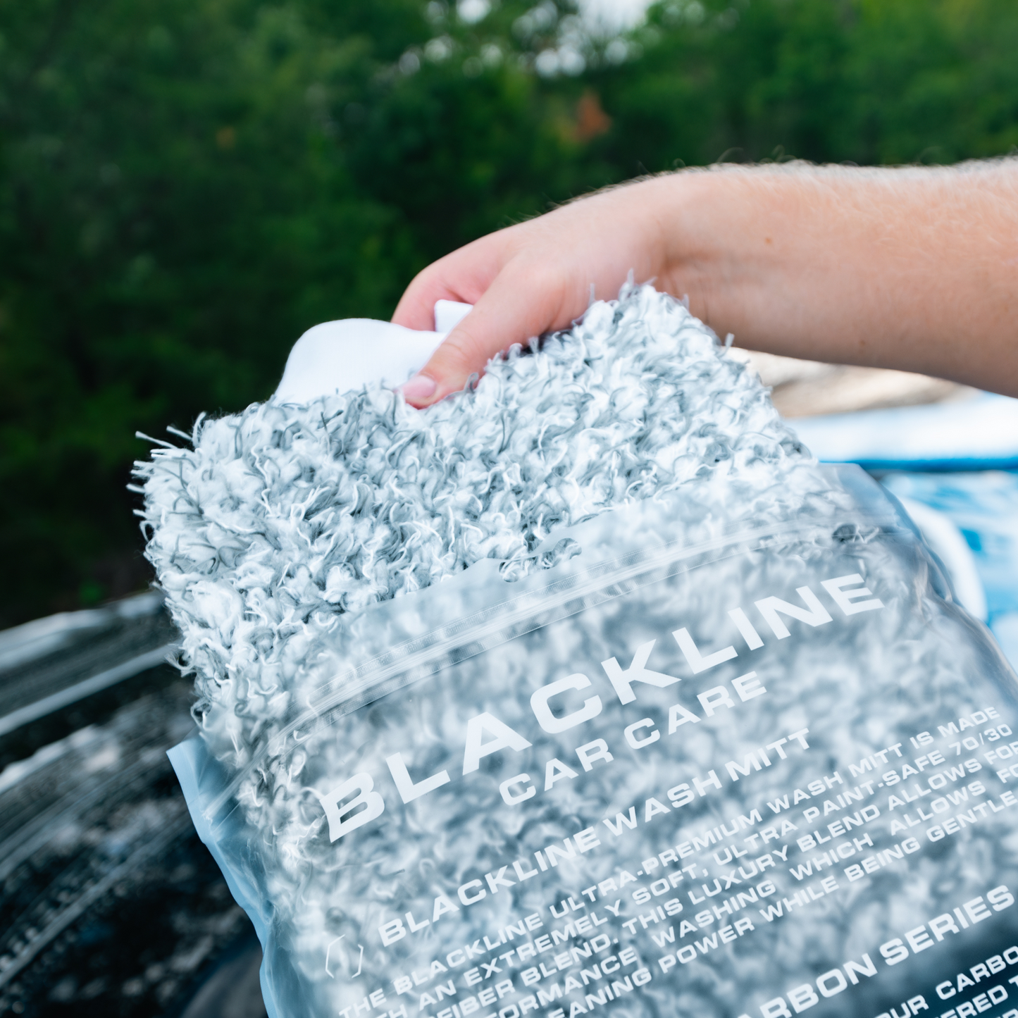 BLACKLINE® MICROFIBER WASH MITT