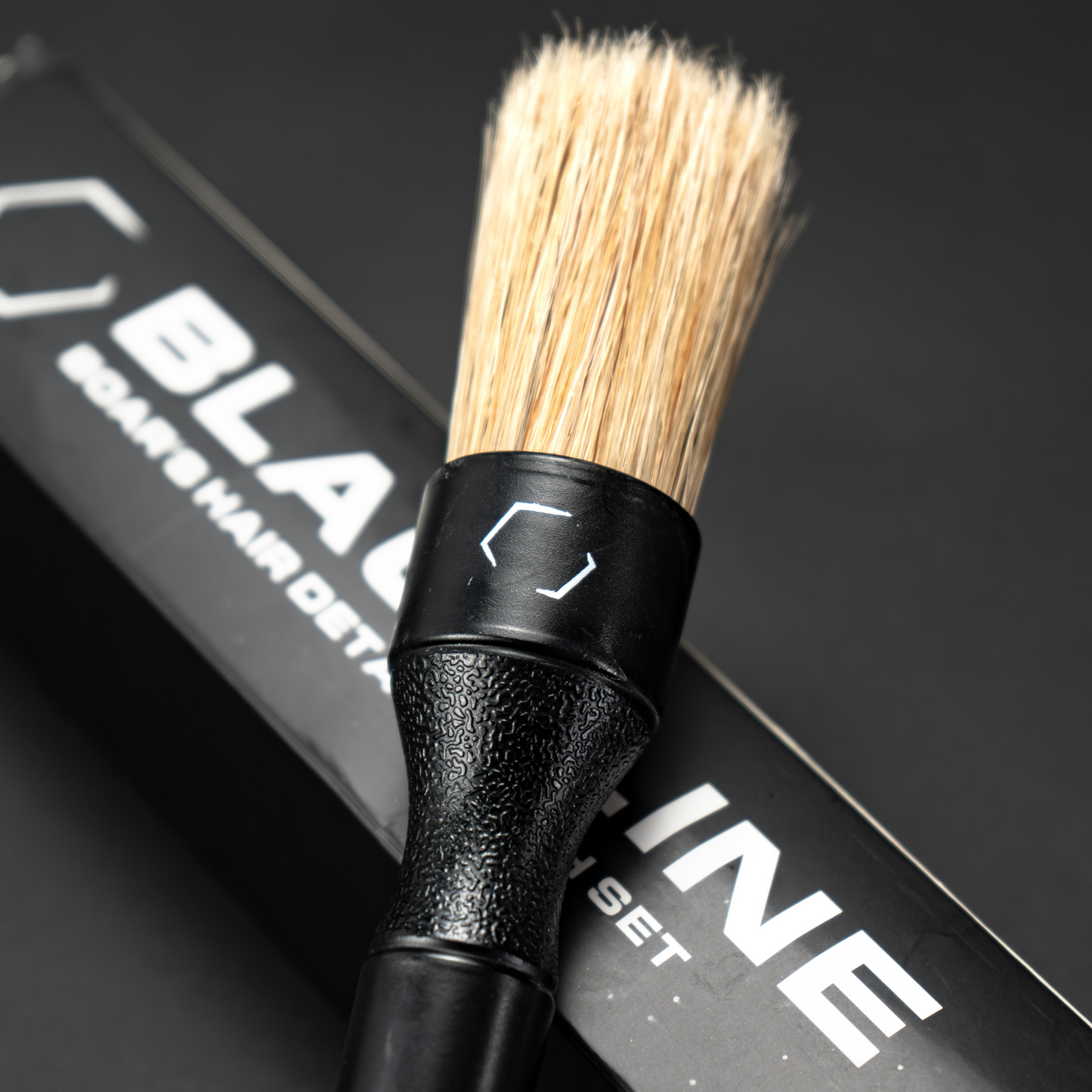 BLACKLINE® BOAR'S HAIR BRUSH SET