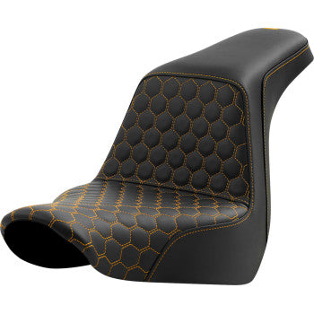 SADDLEMEN Step-Up Seat - Honeycomb - Gold Stitching - FL/FX '18-'24 A818-29-177GOL