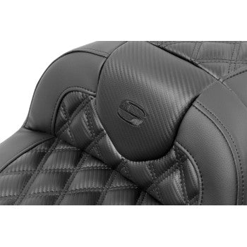 SADDLEMEN RoadSofa™ Seat - with Backrest - Carbon Fiber - Lattice Stitch - FLTR/FLHX '23-'24 823-07-206B0