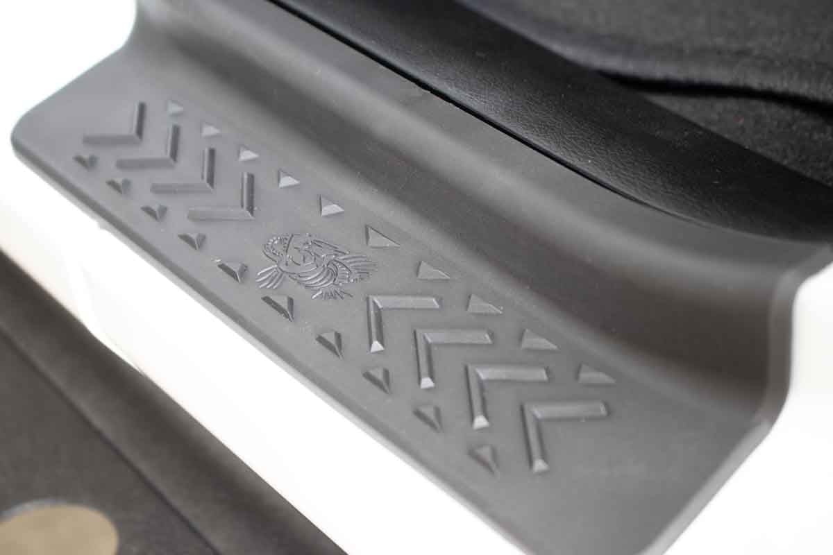 Fishbone Offroad Door Entry Guards for 2020 & Up Jeep Gladiator FB15297