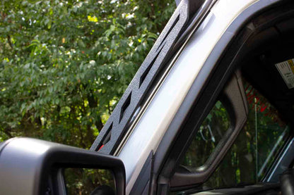 Fishbone Offroad Windshield Light Bracket for 2018 & Up Wrangler/Gladiator FB21058