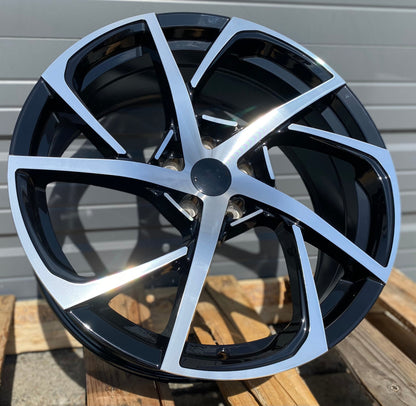 HD4 20x8 5x114.3 +35 64.1 BLACK MACHINED FACE (HONDA ACCORD CIVID SI TSX MDX TLX)