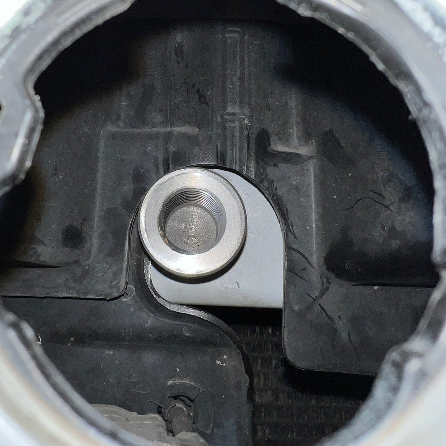 Chrysler 300 11-19 Premium Stealth Tow Hook