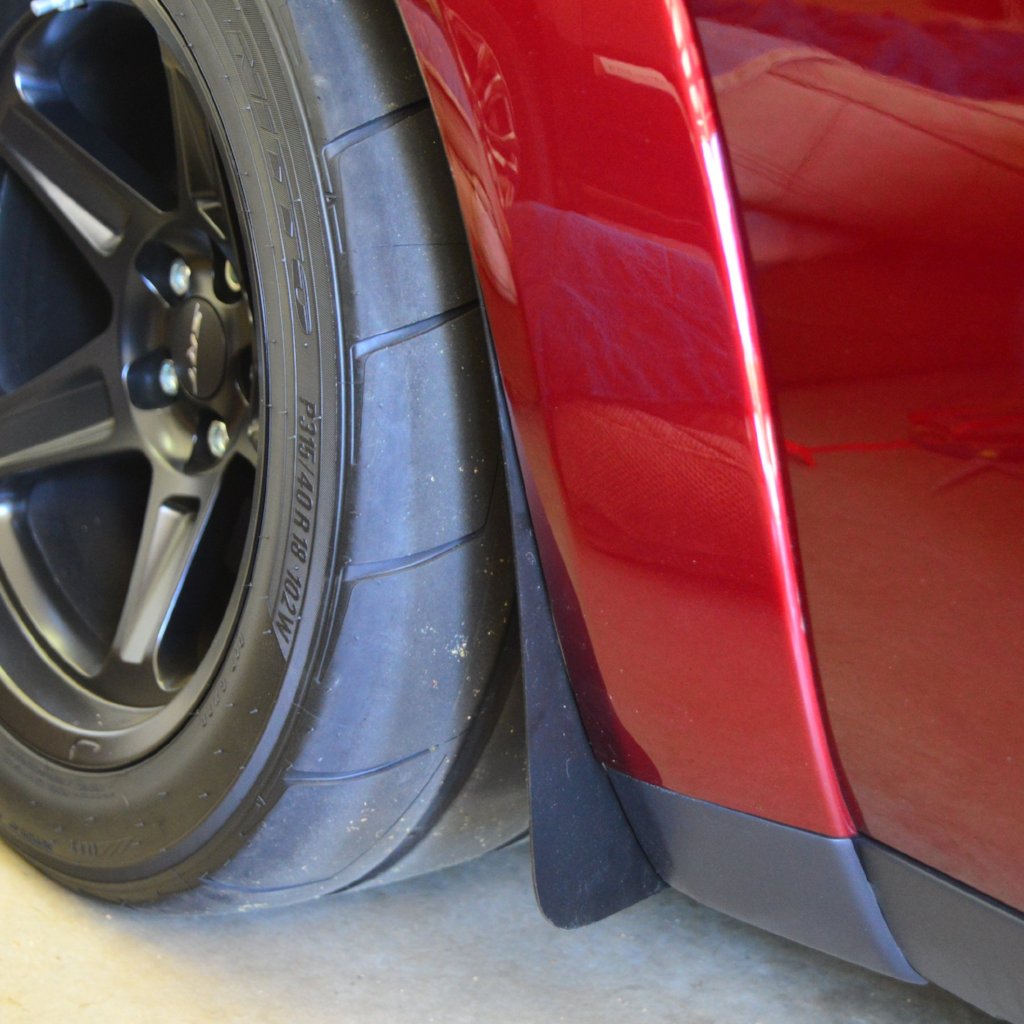 Challenger 18-23 Widebody Deluxe Rock Guards