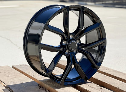 LR3 22x10 5x120 +48 72.6 Gloss Black
