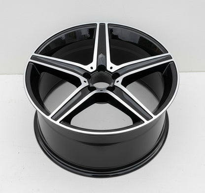 MB9 18x9 5x112 +35 66.6 Gloss Black Machined Face