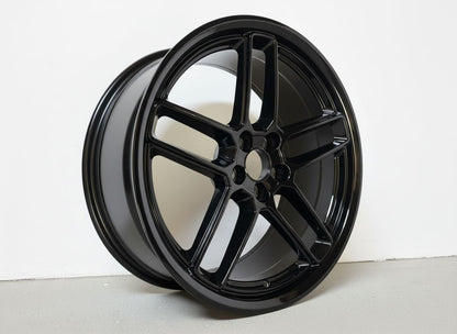 SR7 20x9 5x115 +18 CB71.6 Gloss Black