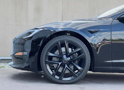 TS6 22x9 5x120 +35 64.1 Gloss Black