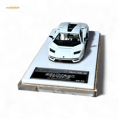 Fuelme Model NEO COUNTACH LPI 800-4 BIANCO SIDERALE 1:64 Resin
