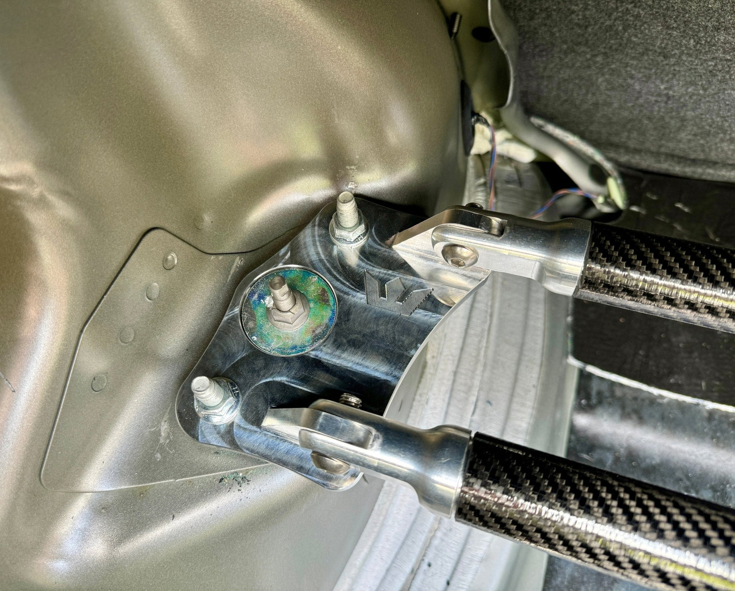 Carbon Fiber 2-Point Trunk Brace 2005-2023 Challenger