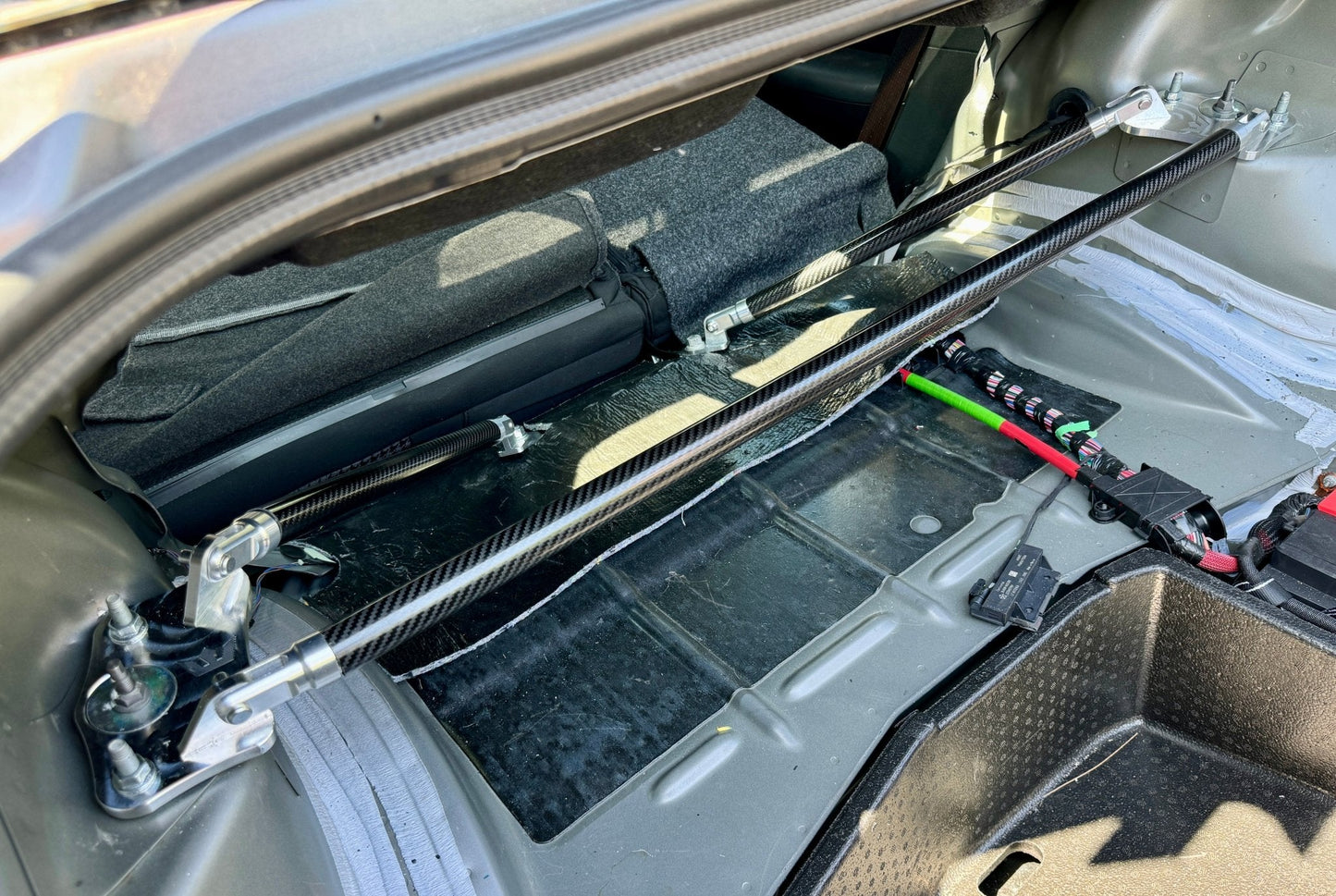 Carbon Fiber 4-Point Trunk Brace 2005-2023 Challenger