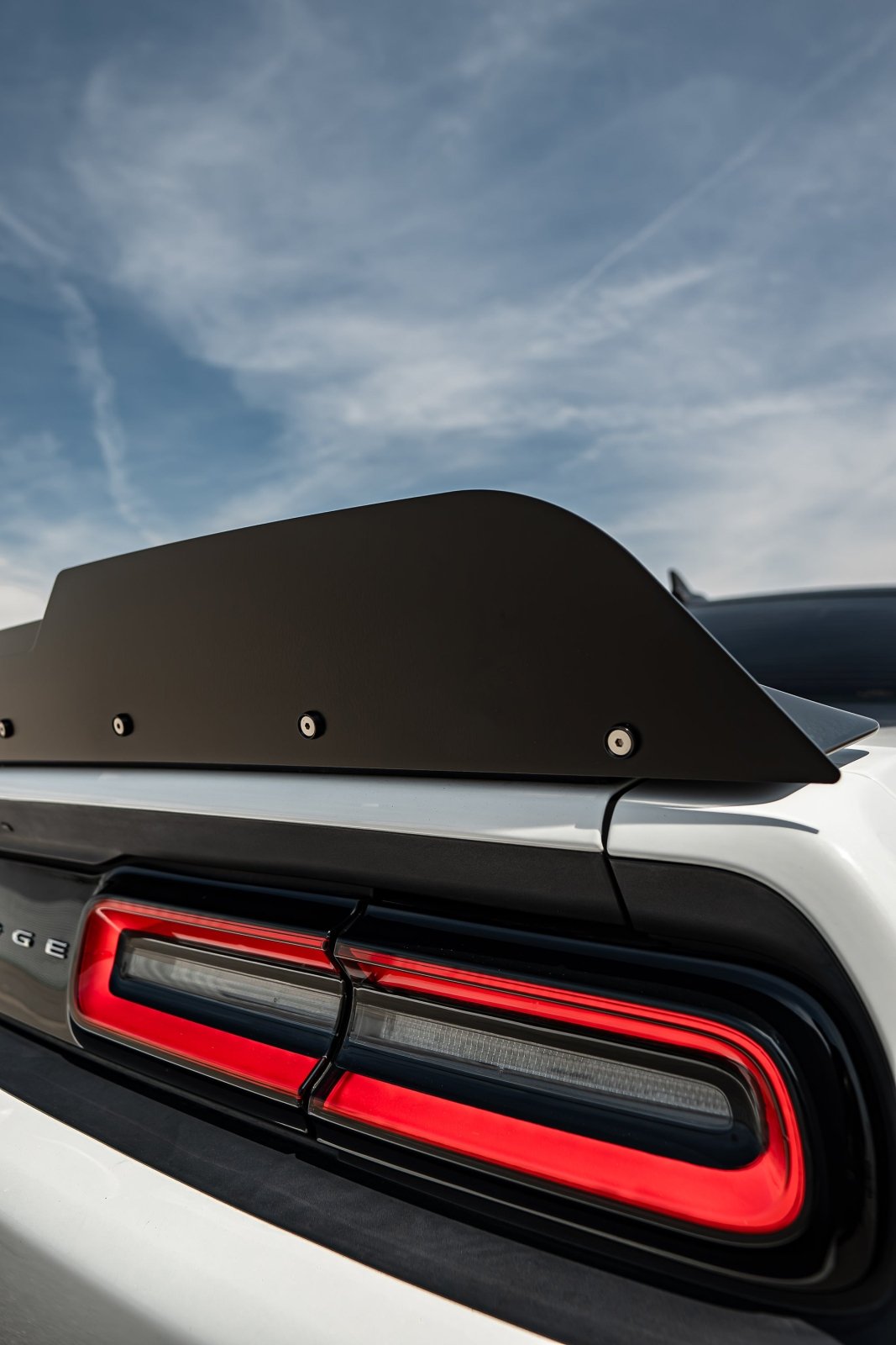 Dodge Challenger (2015-2024) 2-Layer Wicker Bill V1