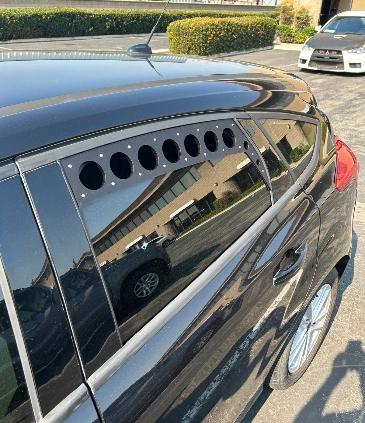 Ford Focus SE / ST / RS (2012-2018) Rear Window Vents (PAIR) - Hatchbacks