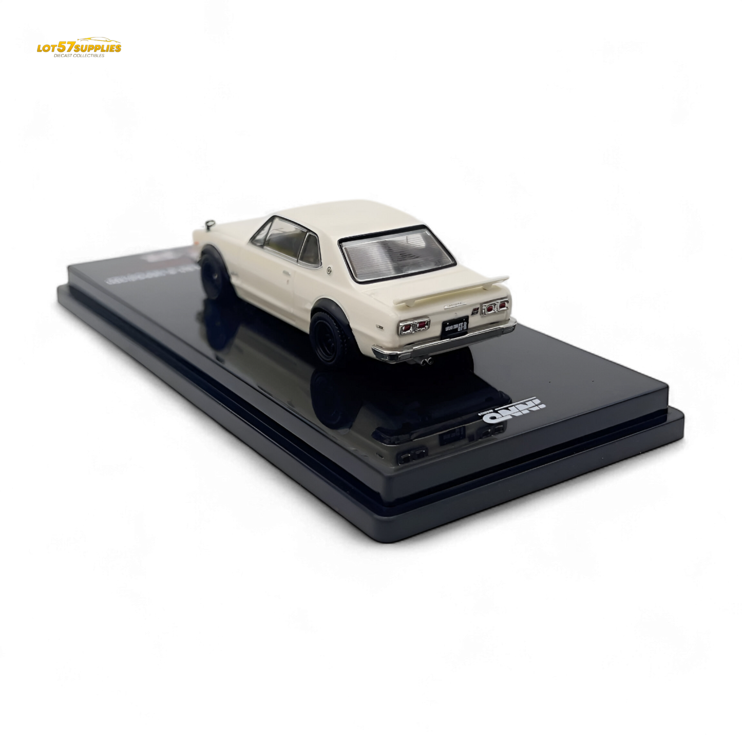 Inno64 Nissan Skyline 2000 GT-R (KPGC10) in White 1:64