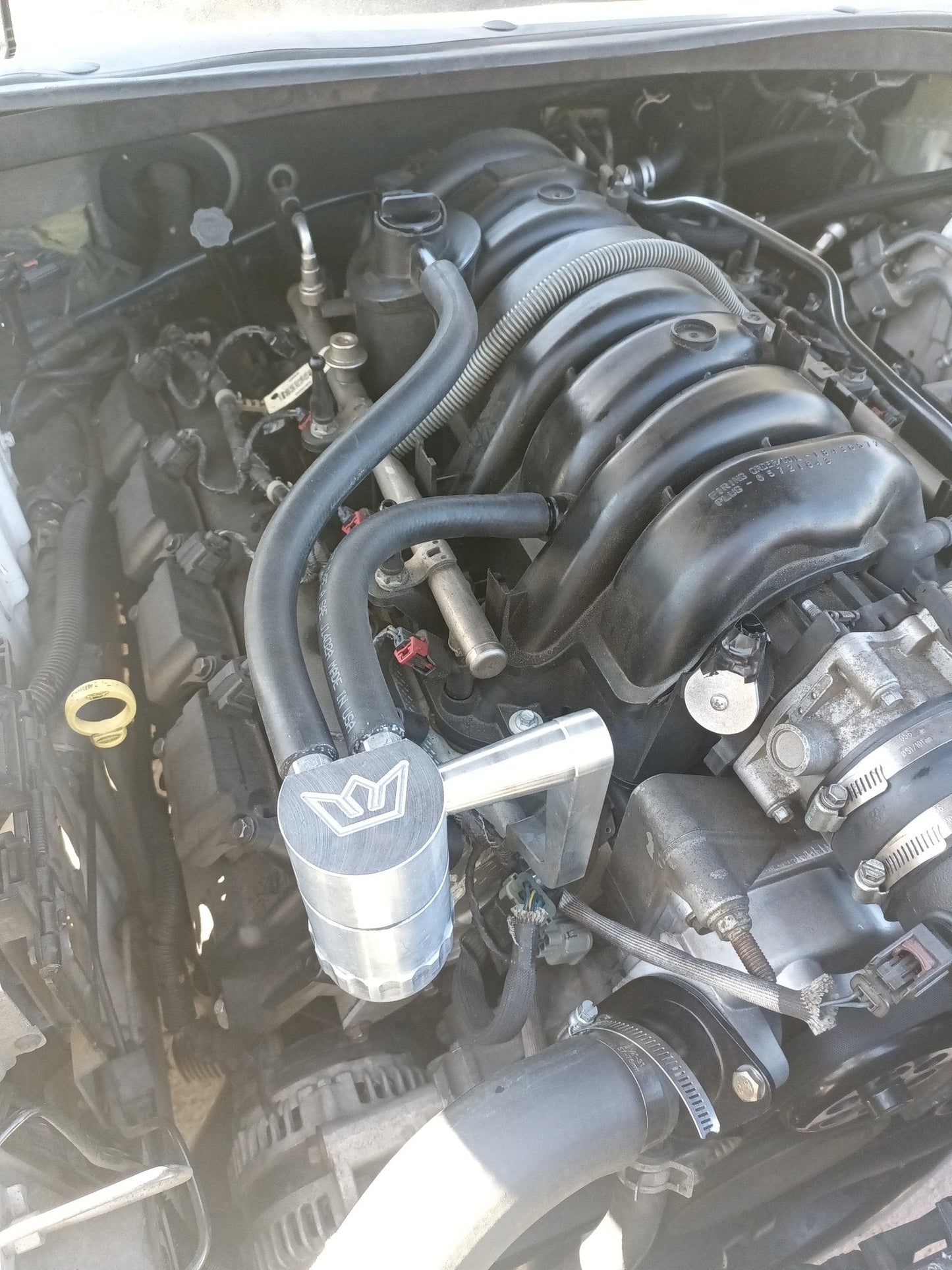 Speedlogix Elite Oil Catch Can 2005-2023 Challenger/Charger