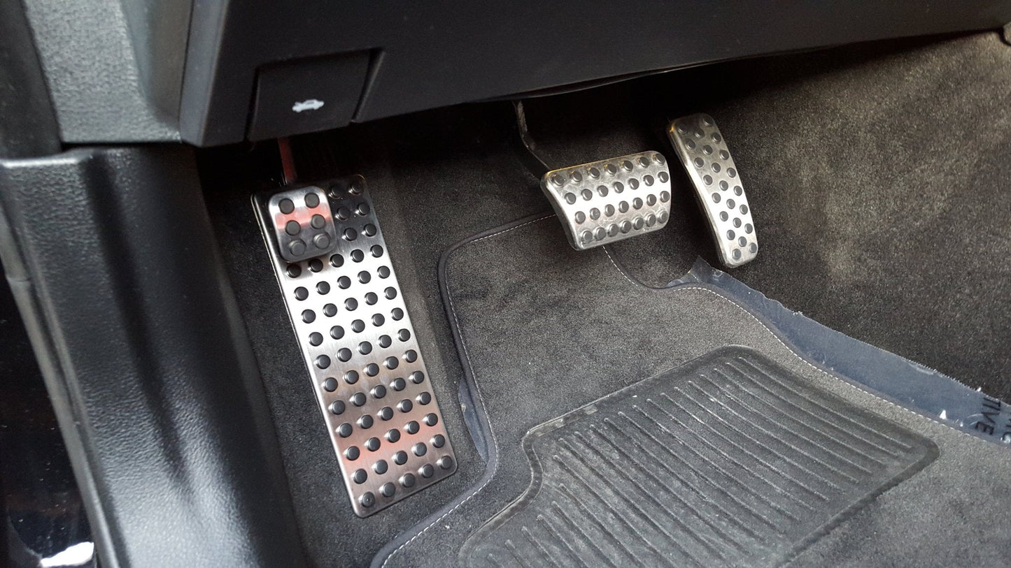 Speedlogix Footrest / Dead Pedal 2005-2023 Charger