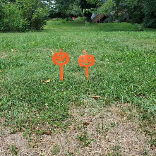 Yard stake pumpkins - Martin Metalwork LLC 